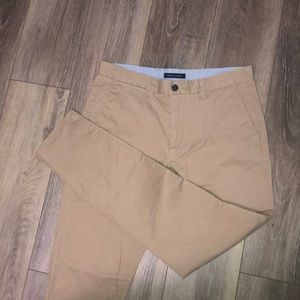 Tommy Hilfiger khakis